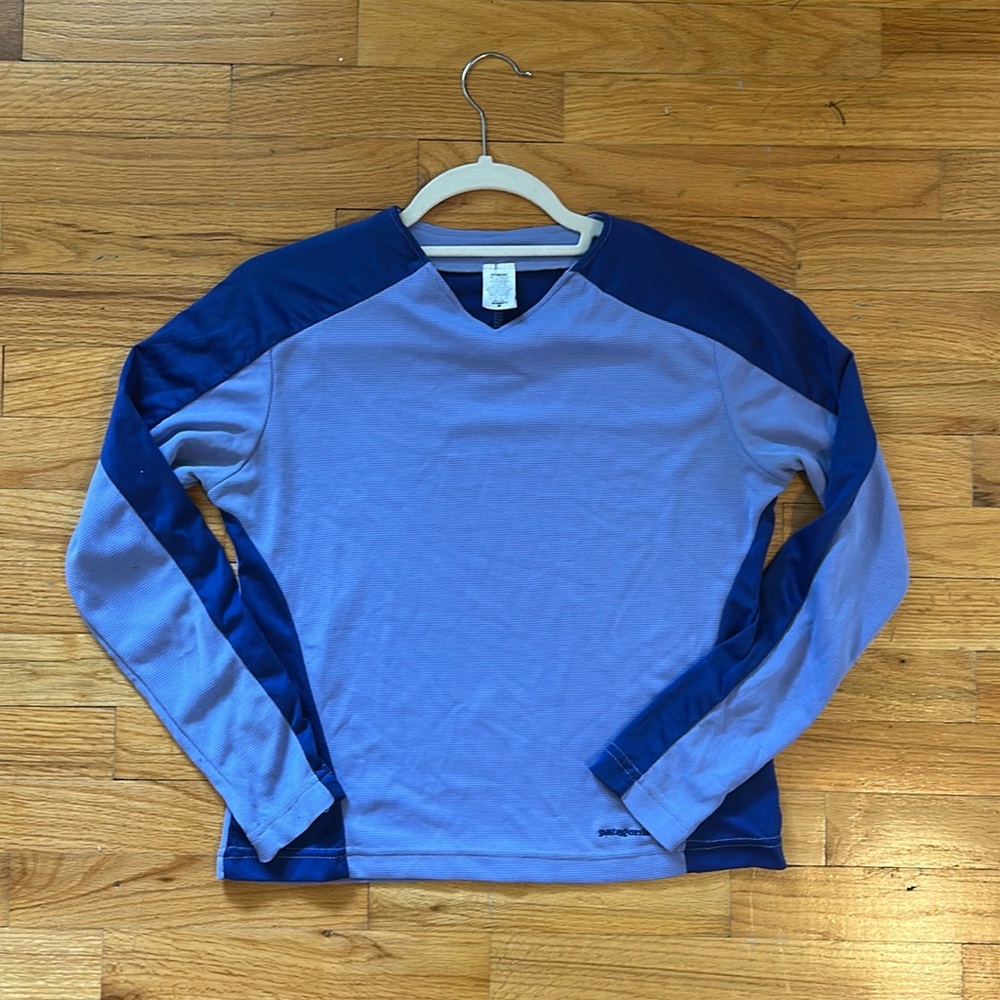 Patagonia long sleeve V Neck Shirt